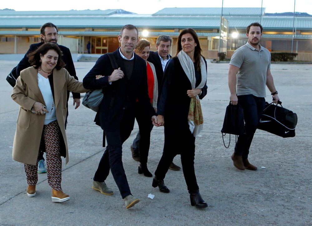 Sandro Roselj sa porodicom po izlasku iz zatvora