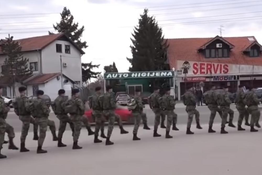 SVI STARIJI OD 30 GODINA MORAJU DA SLUŽE VOJNI ROK: Oglasilo se MINISTARSTVO ODBRANE o pristizanju PLAVIH KOVERTI