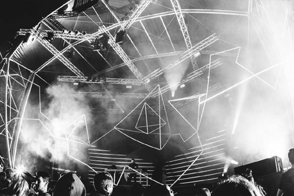 ESPRESO poklanja novu turu ViP karata za LOVEFEST FIRE!