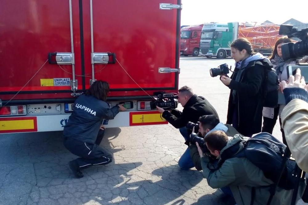 OVAKO SE STAVLJAJU LOKATORI! Dobro obratite pažnju na ovo i dobro pročitajte!