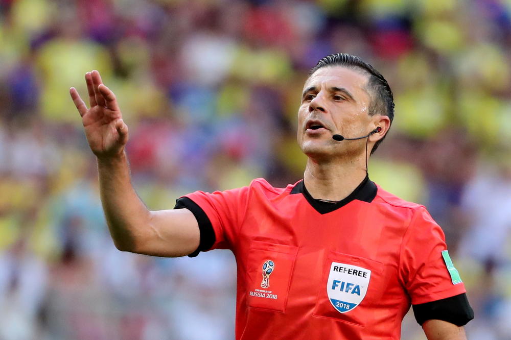 PRVO, PA DERBI I ODMAH CRVENI: Ludilo na Mažićevom debiju u Kini, igrač rukom dao gol, ali Srbin sve vidi!