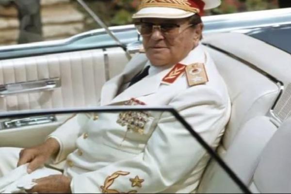 OVAKO DANAS IZGLEDA TITOVA PRAUNUKA! Nećete verovati čime se bavi, LEPA JE KAO SAN! (FOTO)