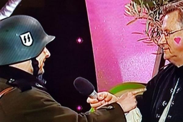 HRVATI NA NACIONALNOJ TELEVIZIJI OBUKLI NACISTIČKE UNIFORME: Skandal na HRT koji do sada nikad NIJE VIĐEN (VIDEO)