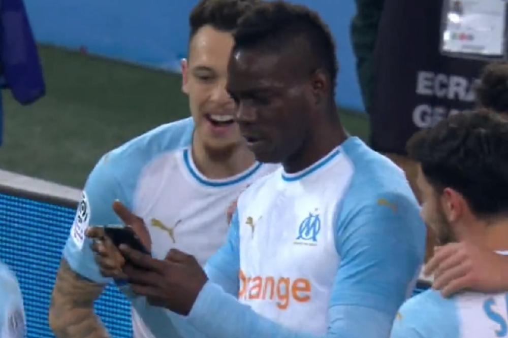 OPET JE NAPRAVIO ŠOU: Baloteli postigao golčinu, pa je proslavio lajvom na Instagramu!