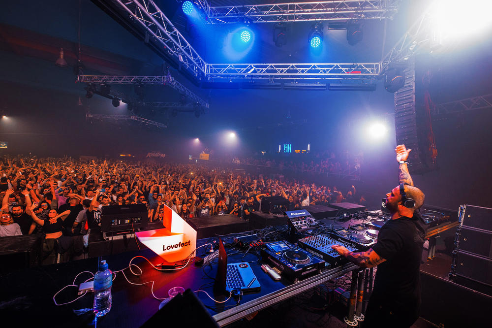 Kakva noć! Vrhunska produkcija Lovefesta i odličan Ilario Alicante