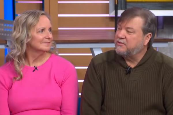 ZA BIVŠEG MUŽA URADILA NEŠTO VREDNO DIVLJENJA: Razveli se pre 20 godina, a onda je dobila šokantnu vest o njemu