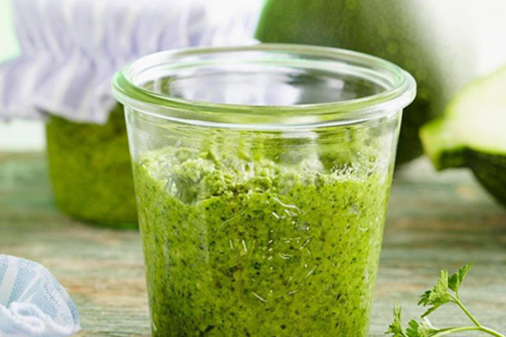 UMIVAO SE OVIM SVAKI DAN, A NJEGOVA ĆERKA NIJE MOGLA DA VERUJE U ŠTA GLEDA! Izgledao je mlađe od nje