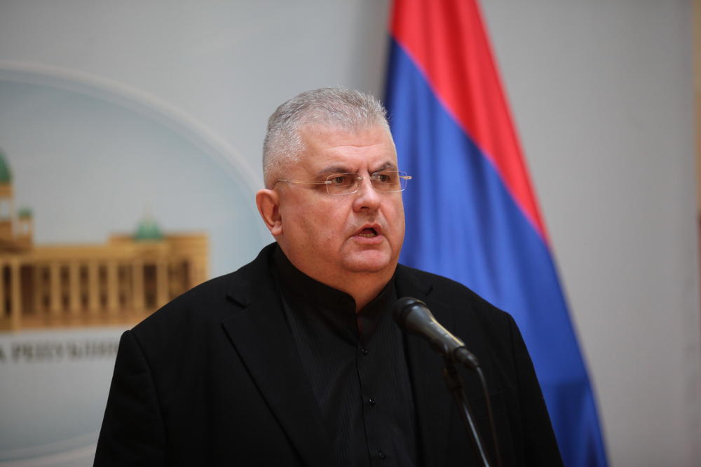 AKO UNIŠTE INSTITUCIJE, OSTAJE ULICA, A ONA VODI U RAT! Čanak o menjanju vlasti na protestima i IZBORIMA