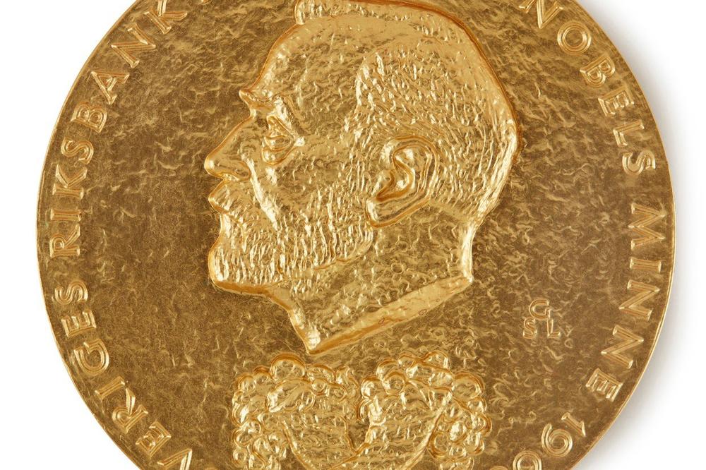 MUKE S NOBELOM: Švedska akademija dodeliće književne nagrade za 2018. i 2019. godinu  ove jeseni