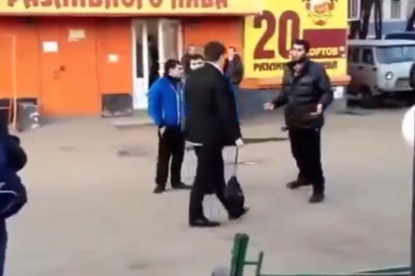 ODABRALI SU POGREŠNOG RUSA SA KOJIM ĆE SE KAČITI: Grupa Čečena ga napala, a onda usledio PREOKRET! (VIDEO)