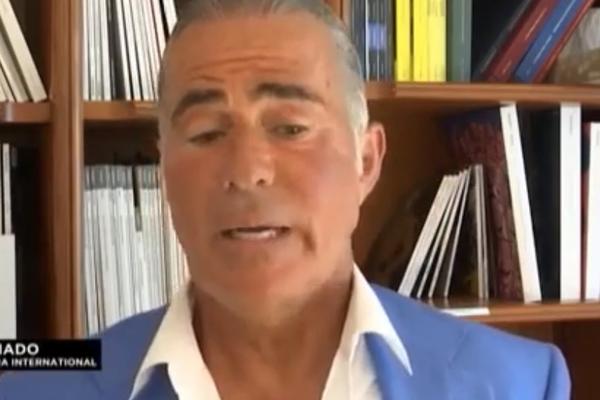 BOGATI TRGOVAC DIJAMANTIMA UMRO TOKOM OPERACIJE P*NISA: Dobio srčani udar iz bizarnog razloga! (VIDEO)