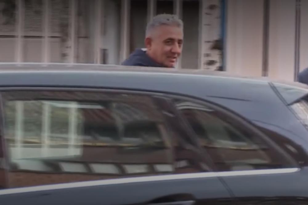 PRVI ČOVEK GROCKE KOJI JE NARUČIO UBISTVO NOVINARA IZAŠAO IZ ZATVORA! Svi su gledali u ono što je nosio u ruci