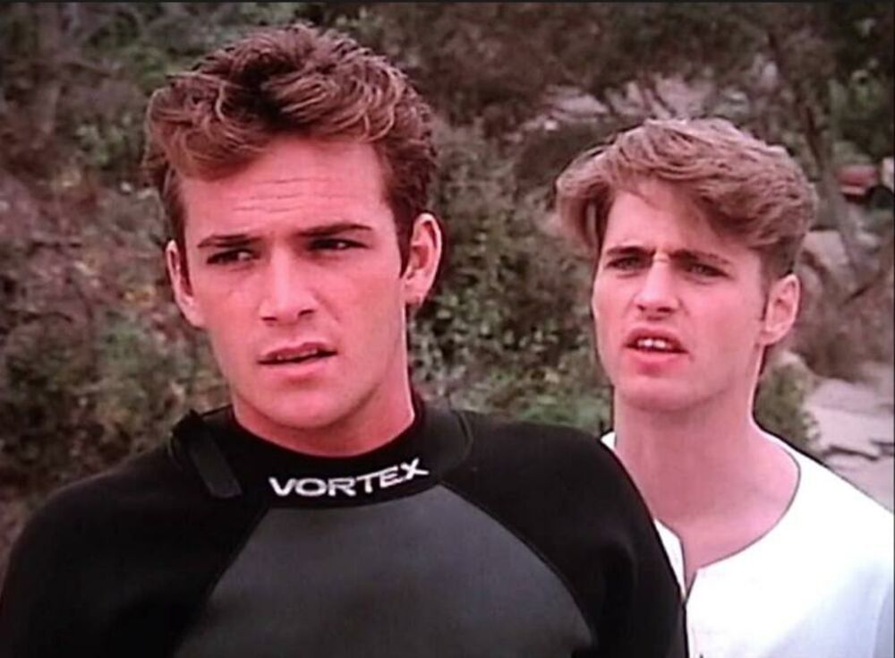 Džejson Pristli, Luk Peri