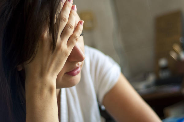 KORONAVIRUS POGAĐA I NEZARAŽENE: Zbog stresa glavobolja svakog drugog dana