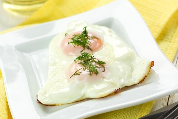 NEMCI KONAČNO OTKRILI ISTINU O JAJIMA: Njih smete da jedete SVAKI DAN, ali samo ako su spremljena na OVAJ NAČIN