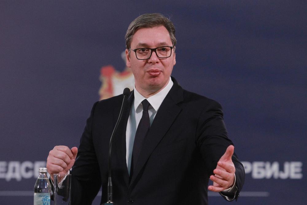 PREDSEDNIK SRBIJE SUTRA SA MUROM O KOSOVU: Direktor Forin Ofisa posle Prištine dolazi u Beograd