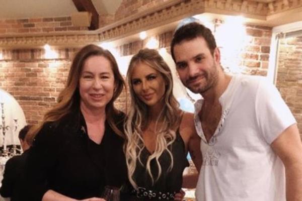 FILIP SLAVIO ROĐENJE PRVENCA DO ZORE: Pojavio se s NATPISOM NA MAJICI koji će vas oduševiti!