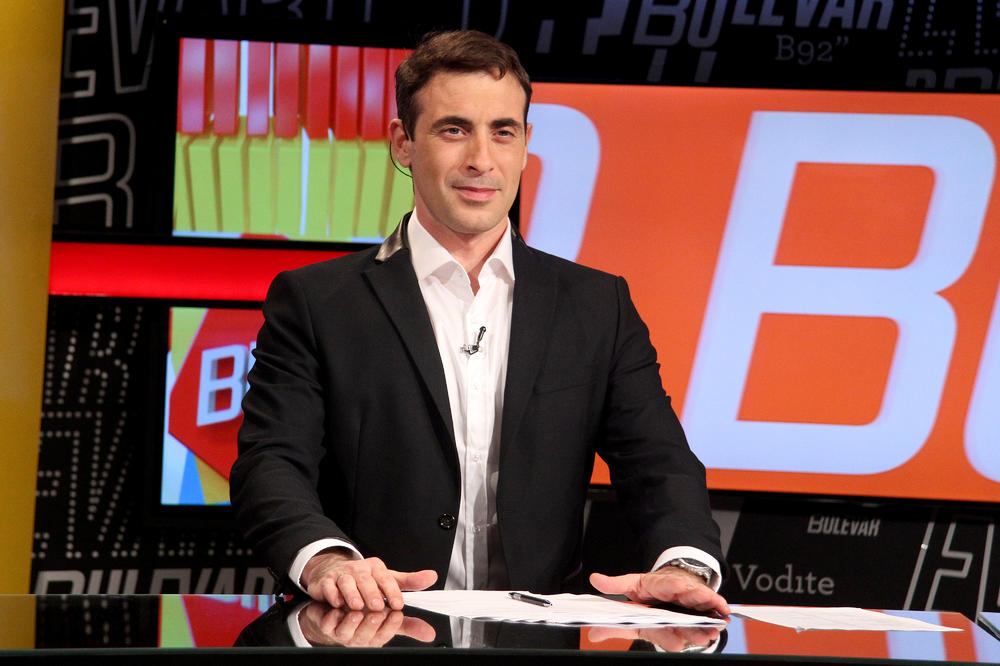 DRAMA TRAJE DANIMA, BIVŠA ŽENA VODITELJA IMALA 1 ZAHTEV PRED SUDOM: Naoštrila se protiv Slavka Belseslina i RTS-a!