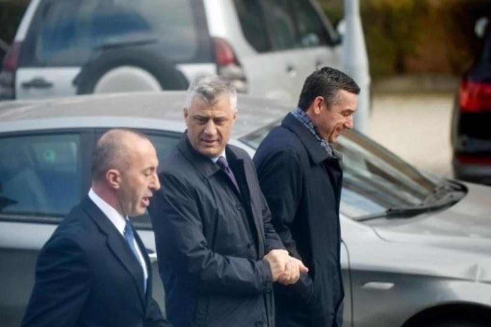 PRST U OKO! HARADINAJ I TAČI SLAVE ZLOČIN NAD SRBIMA OD PRE 11 GODINA: Pridružio im se i AMERIČKI AMBASADOR!