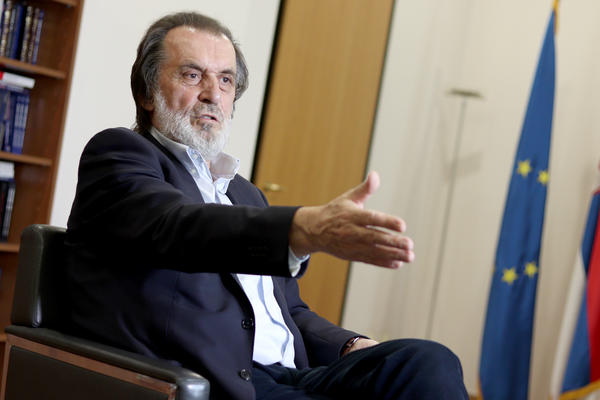 LAZAR NAMERNO BIRA SMRT, BIRA PORAZ: Vuk Drašković o Kosovskom boju nakon obeležavanja Vidovdana!