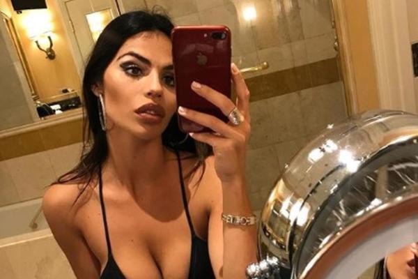 DEJANA ŽIVKOVIĆ ŠOKIRALA SNIMKOM IZ IZOLACIJE! Ostaćete bez TEKSTA kad vidite kako izgleda, ona je KOST I KOŽA!