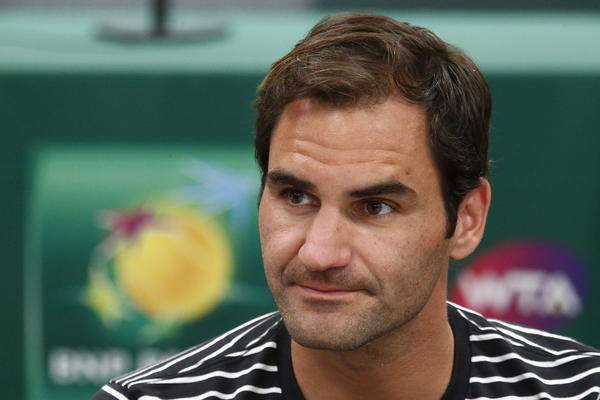 FEDERER IMA DRUGU PERSPEKTIVU, KAŽE DA JE NOVAK GOVORIO U SVOJE IME: Novi neverovatan igrač će oboriti naš rekord!