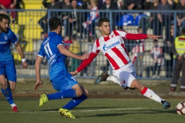 PESMA SA TRIBINA NAS NOSI: Zvezdin defanzivac najavljuje nove rekorde!