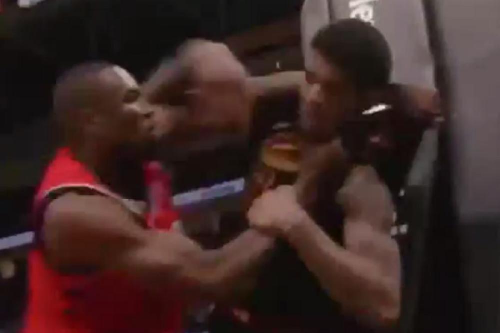 TUČA U NBA LIGI: Serž Ibaka u stilu Rona Artesta, bokserski obračun sa košarkašem Klivlenda!