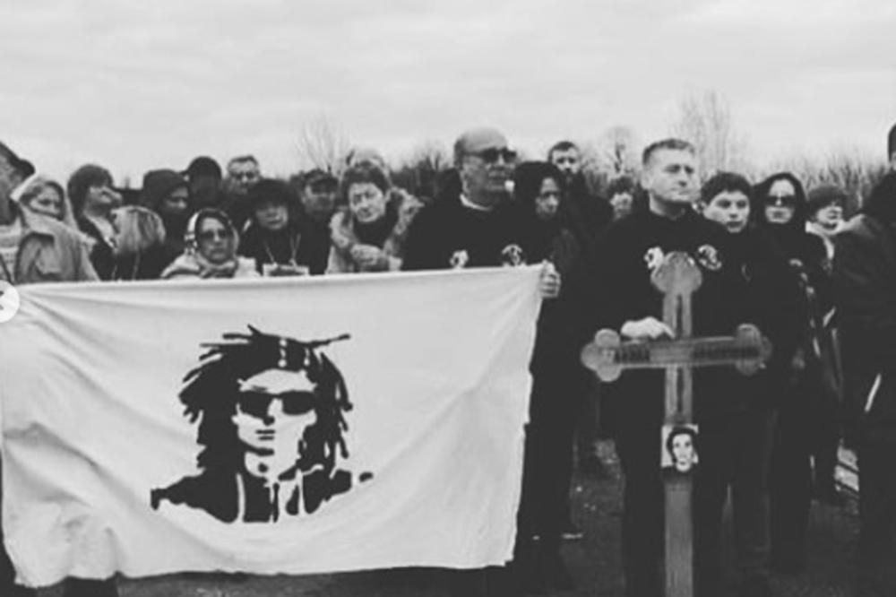 DA LI SE VLASTI STIDE SVOG ZLA? Građani Banja Luke ispratili telo Davida Dragičevića, sahraniće ga u Austriji