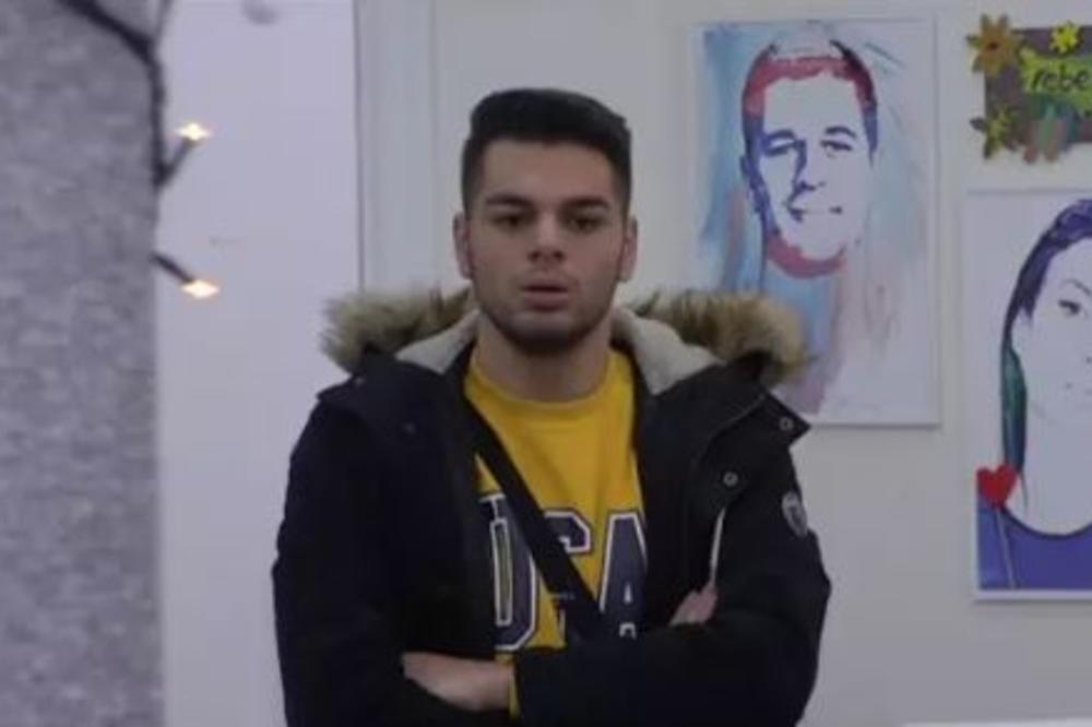 ADAM ĐOGANI BESAN ZBOG ANABELINIH LAŽI O NJEGOVOJ MAJCI: Pitajte vi nju ko je Muhamed Bukva i videćete!