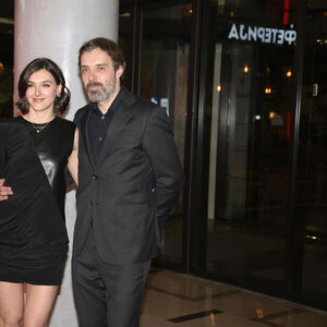 U SEBI IMA TRI RELIGIJE! Ćerka je glumačkog para, a niko nema pojma ko su joj BABA I DEDA - ultra poznati