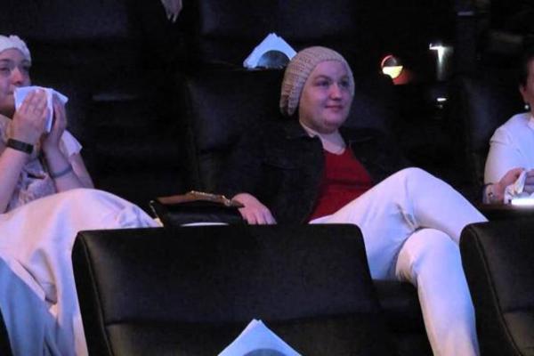 RODILA JE TRI PREDIVNE KĆERI: Ali 30 godina kasnije, doktori su otkrili ZASTRAŠUJUĆU ISTINU! (VIDEO)