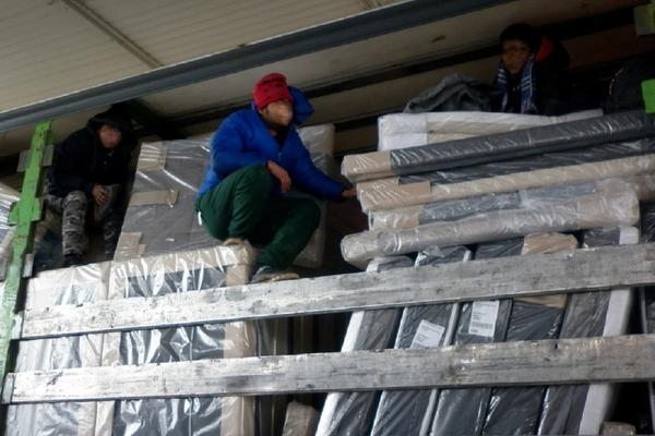 BRZA AKCIJA UPRAVE CARINE: Migranti sprečeni tokom ilegalnog prelaska zahvaljujući e-lokatoru!