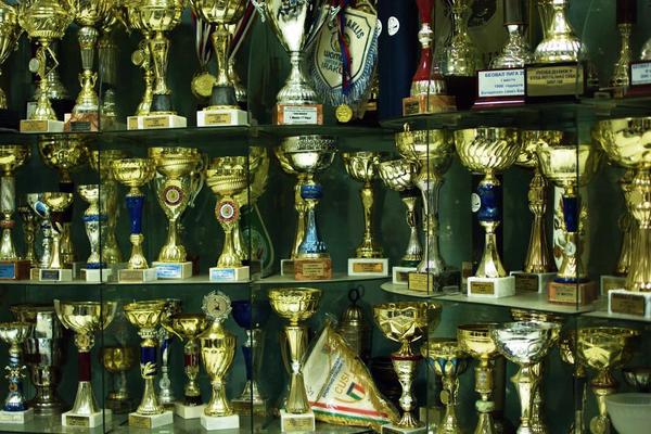 SVI TROFEJI PARTIZANA IDU U GRADSKU ČISTOĆU: Katastrofalna situacija za crno-bele!