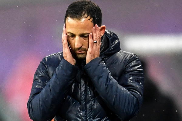 DOBIO SEDMICU, A DOBIO I OTKAZ: Tedesko više nije trener Šalkea!