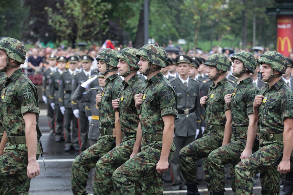 TRAŽIO DA NE IDE U VOJSKU ZBOG PORODIČNIH PROBLEMA: Ali evo u kojim slučajevima je moguće IZBEGAVANJE VOJNOG ROKA