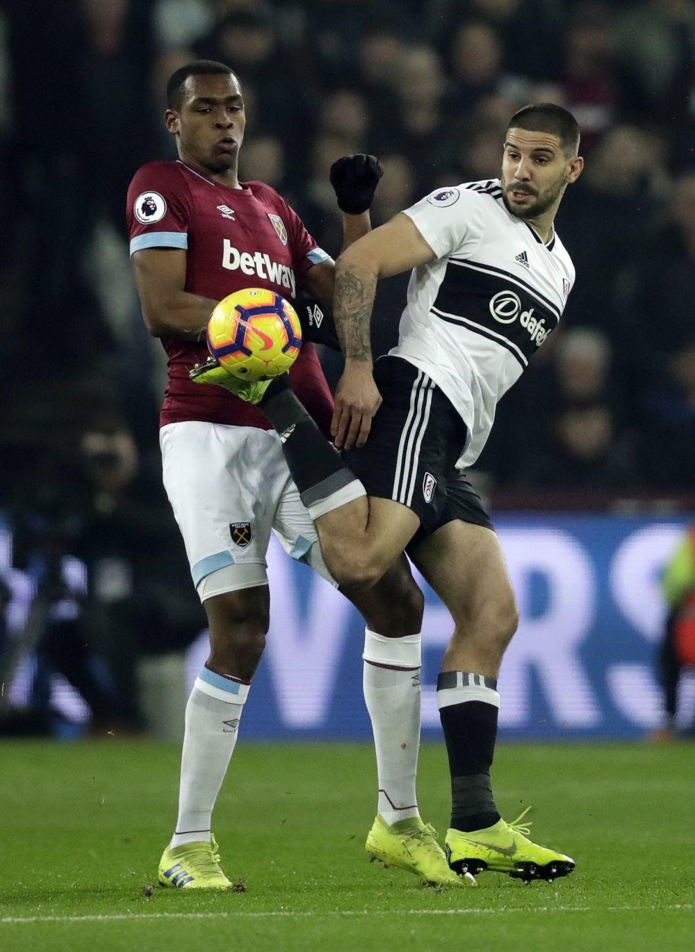 Aleksandar Mitrović je prva želja Totenhema