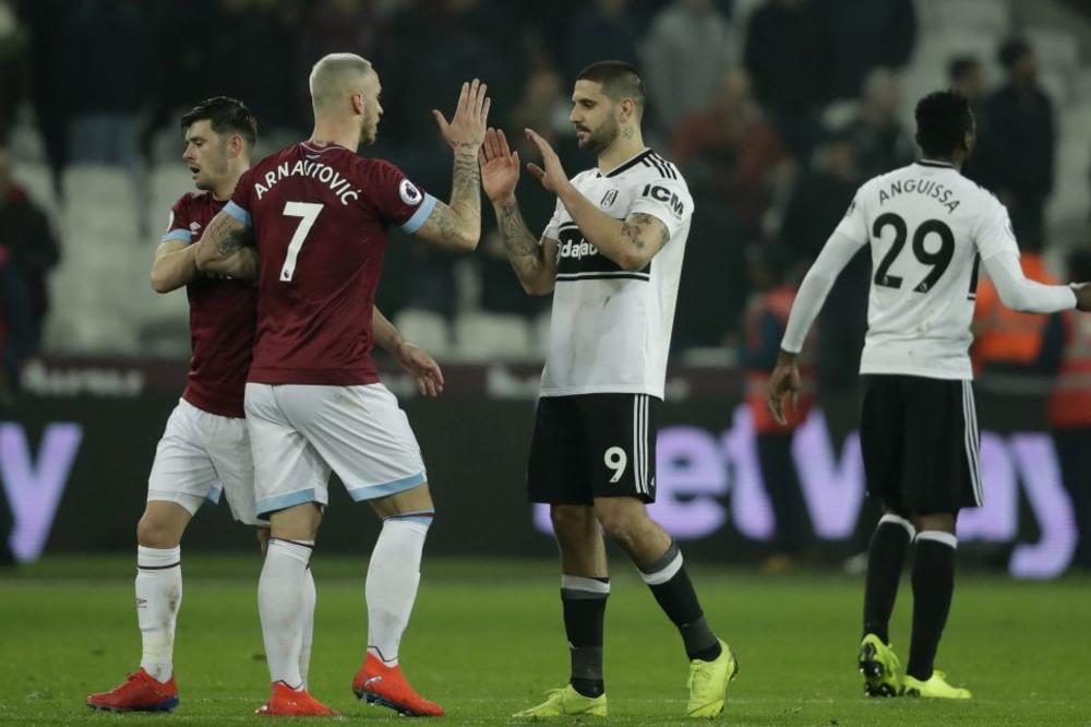 HOĆE TITULU U ENGLESKOJ, A NISU DOVELI NIKOG U 2 PRELAZNA ROKA: Zato im je sada Aleksandar Mitrović prvi prioritet!