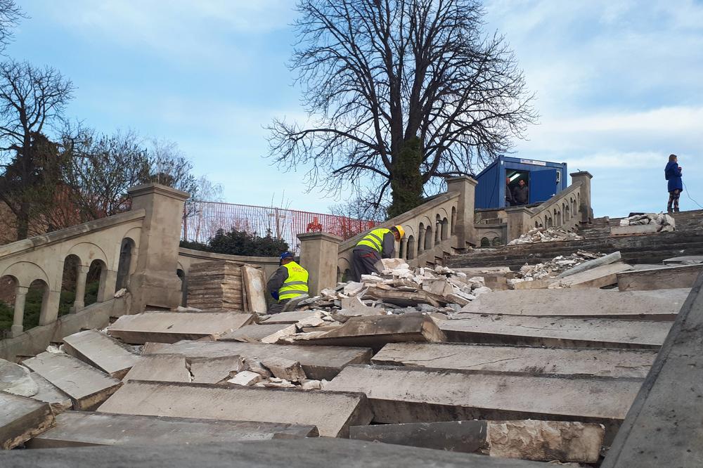STIGLA PRVA KRIVIČNA PRIJAVA ZA RUŠENJE KALIŠA: Sprečićemo ih da uništavaju Kalemegdan!