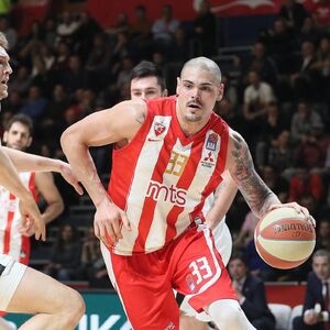 Majk Cirbes sa dve reči objasnio večiti derbi - zbog ovih reči aplaudiraće mu i Grobari