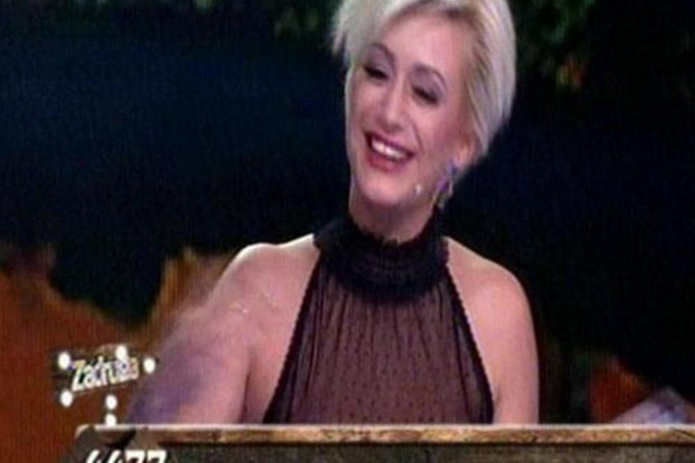 RIJALITI NIJE SAMO TUŠ KABINA: Dušica brutalno PONIZILA Lunu pred svima! (VIDEO)