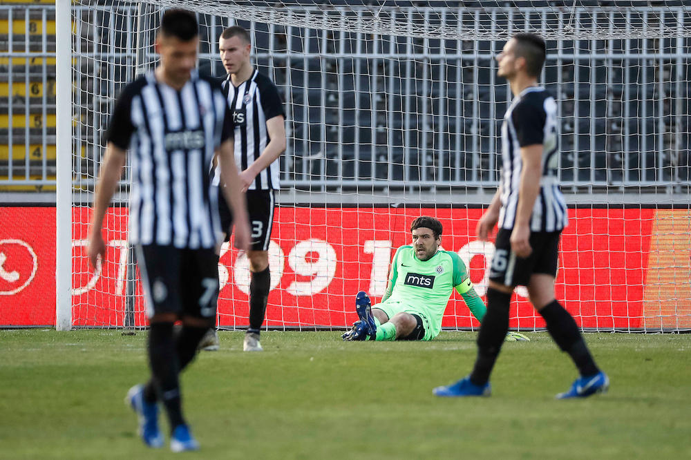 SRAMOTNA SCENA U HUMSKOJ: Zašto su navijači Partizana zviždali svom igraču kad god ima loptu?!