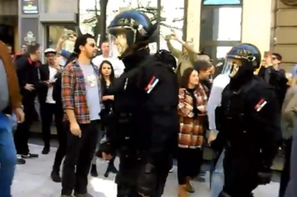 BAČEN SUZAVAC KOD LONDONA, NIJE NIMALO NAIVNO! Zakuvava se ispred Predsedništva Srbije (FOTO) (VIDEO)