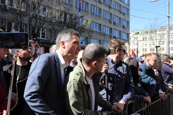 OBRADOVIĆ, ĐILAS I JEREMIĆ SU GURALI LJUDE DA POČINE KRIVIČNO DELO! Stefanović objasnio HAPŠENJA na protestima