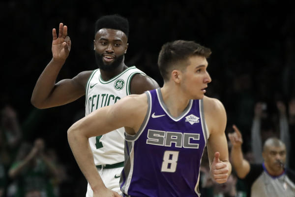 BOGDAN I BJELICA OPET SLABI, NI BOBI SE NIJE PROSLAVIO: Vučević počupao krila Jastrebovima! Triles u Los Anđelesu!