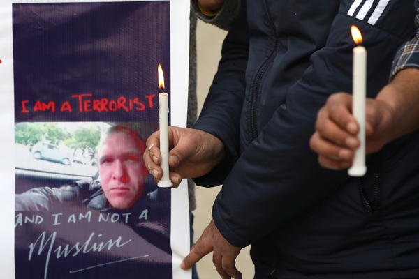 TARANT NE ŽELI ADVOKATA! Masovni ubica hoće da se sam brani pred sudom, drže ga u brutalnim uslovima!