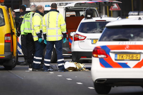 PUCNJAVA U TRAMVAJU NIJE JEDINA! Prijavljeno još incidenata u Utrehtu, policija spremna na najgore