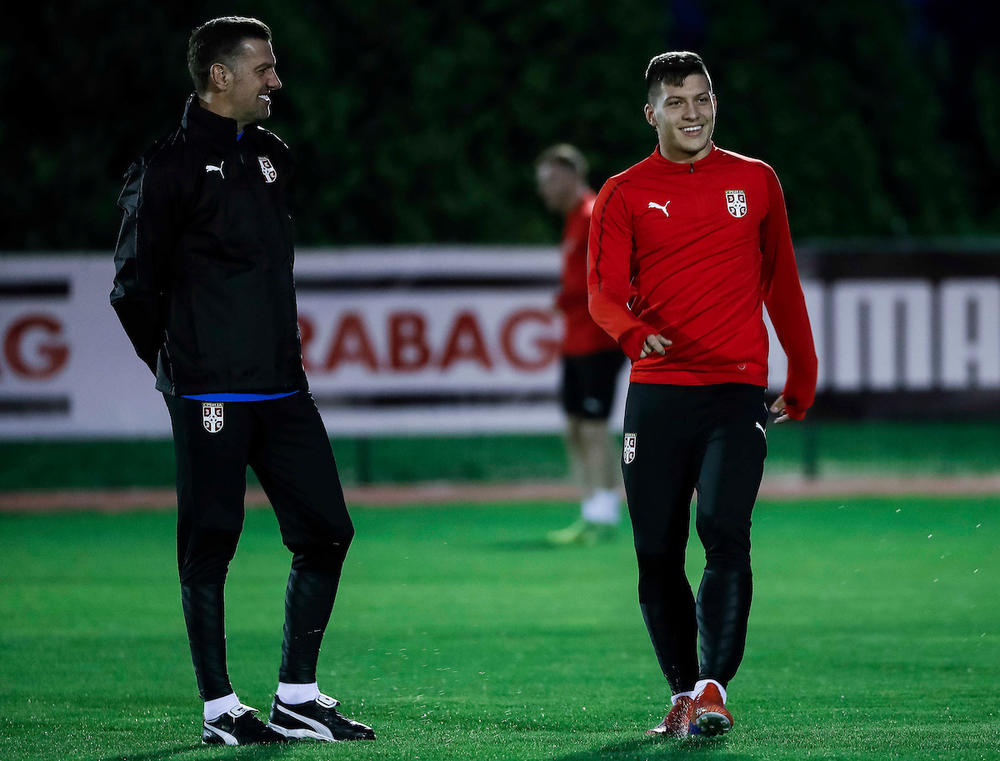 Luka Jović sa Krstajićem na treningu  