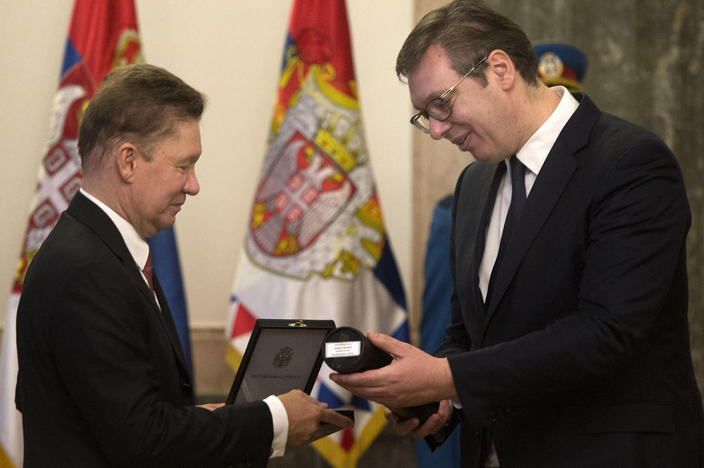 VUČIĆ ODLIKOVAO MILERA! Šef Gasproma u Srbiji dobio jedan od NAJVREDNIJIH ordena