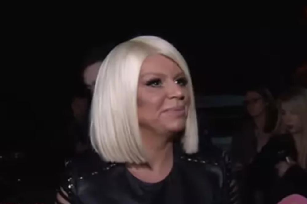 DARA BUBAMARA DRSKO PREKINULA INTERVJU, ODLEPILA KAD JE ČULA JEDNO PITANJE: Evo šta je pevačicu IZBACILO IZ TAKTA!